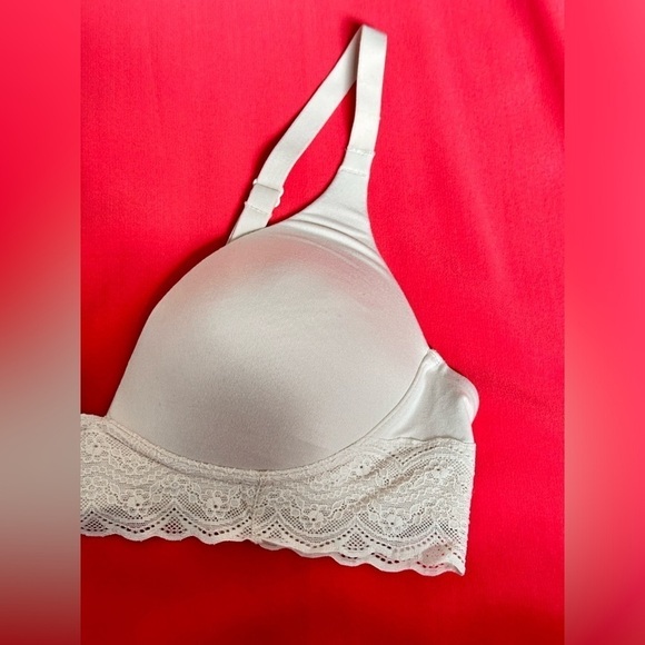 BRA Warner’s 36A Tan T-shirt No Wire Lightly Padded ROS691A Lace Detail 3439 LZ - Picture 9 of 9